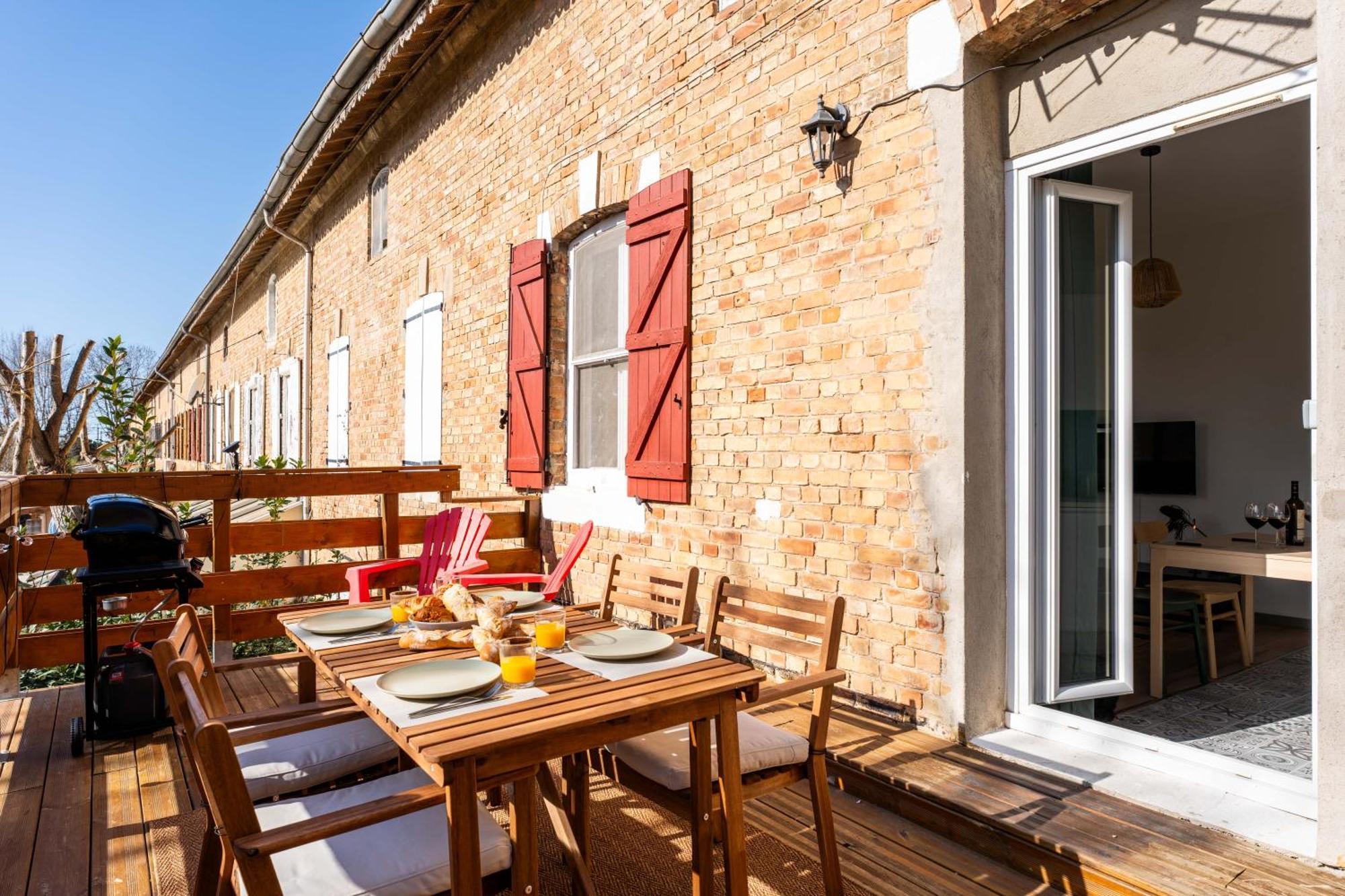 Grand Appartement Familiale - Camargue Salin-de-Giraud Buitenkant foto